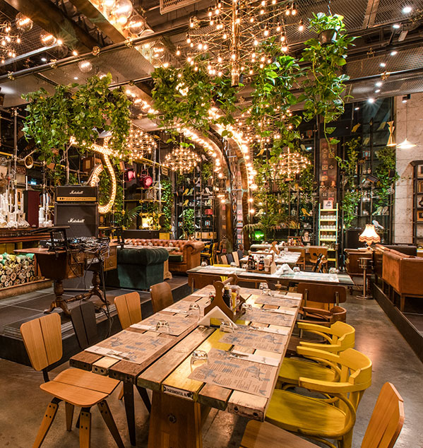 timpuri noi square comercial